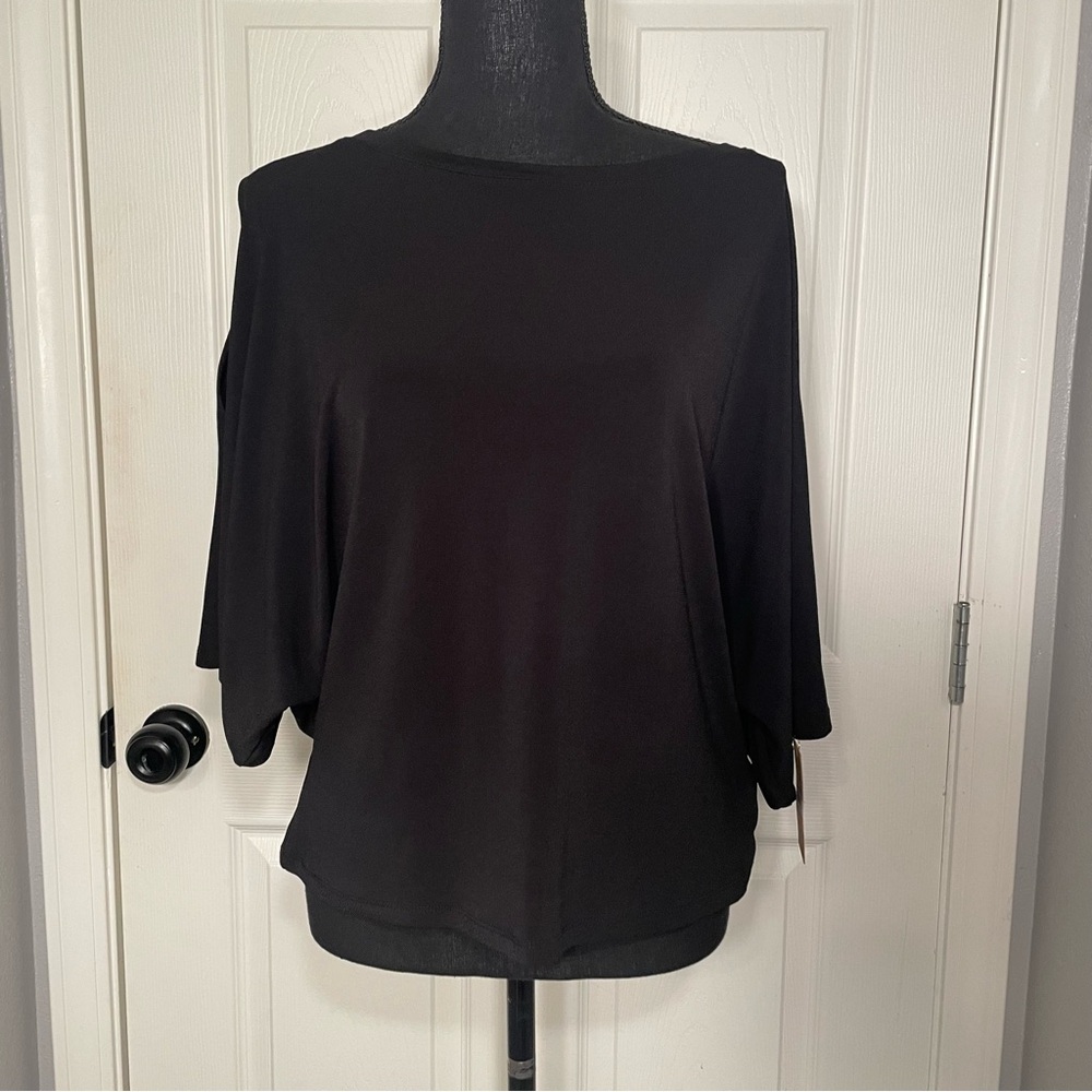 Rachel Roy Womens Top Black Cold Shoulder Half Sleeve Knit Blouse Size S. NWT